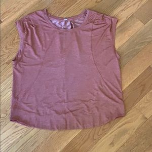 Like new size 8 LULU🍋 top!